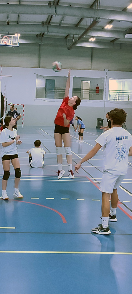 ../photos/dossiersPhotosOptimises/240602@Tournoi_interne_2024/IMG_20240602_160329.jpg
